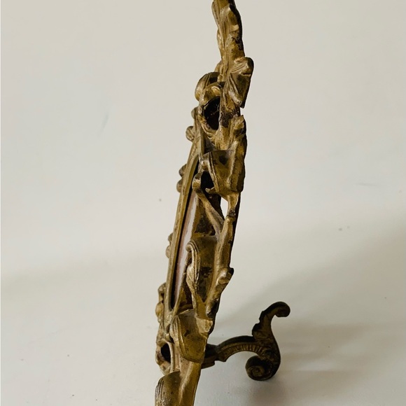 Vintage Ormolu Picture Frame Cost Iron Easel Table Top - Picture 4 of 10